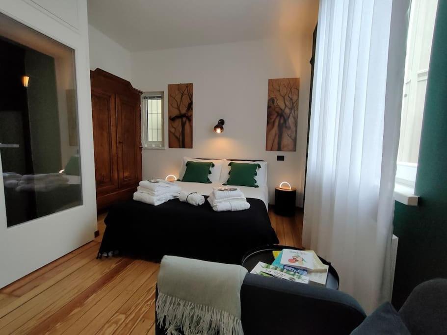 Appartamento Portici Rossi- Centro Storico Asti Buitenkant foto